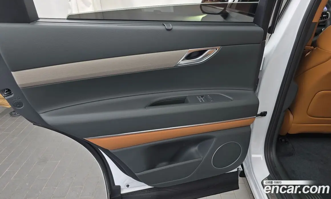 Genesis GV80 2025 2.5 автомат (гидро), фото 15 Genesis GV80 2025 2.5 автомат (гидро), фото 15
