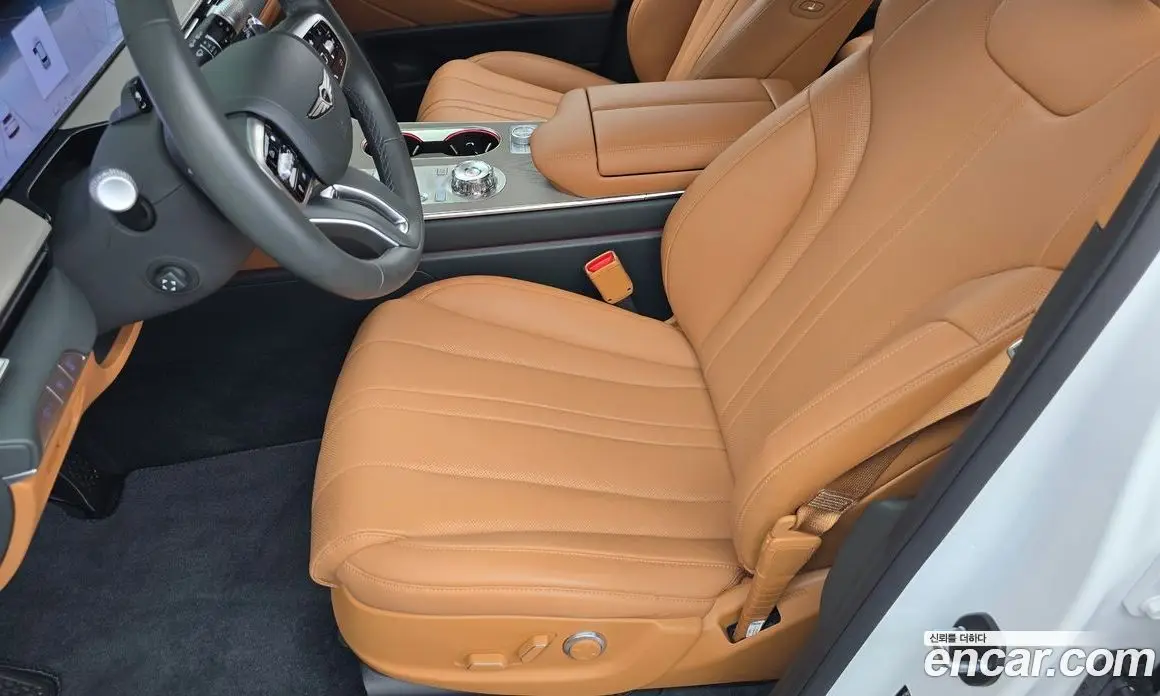 Genesis GV80 2025 2.5 автомат (гидро), фото 33 Genesis GV80 2025 2.5 автомат (гидро), фото 33