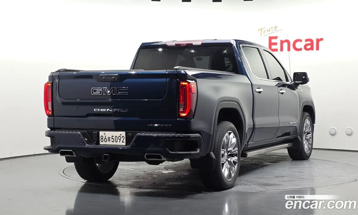 GMC Sierra 2023 6.2 автомат (гидро), фото 2 GMC Sierra 2023 6.2 автомат (гидро), фото 2