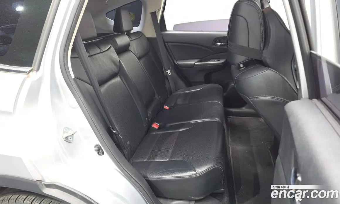 Honda CR-V 2015 2.4 автомат (гидро), фото 12 Honda CR-V 2015 2.4 автомат (гидро), фото 12