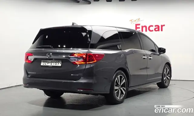 Honda Odyssey 2018 3.5 автомат (гидро), миниатюра 2 Honda Odyssey 2018 3.5 автомат (гидро), миниатюра 2