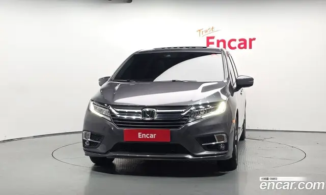 Honda Odyssey 2018 3.5 автомат (гидро), миниатюра 3 Honda Odyssey 2018 3.5 автомат (гидро), миниатюра 3