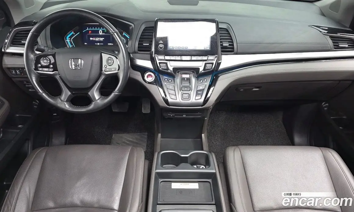 Honda Odyssey 2018 3.5 автомат (гидро), фото 7 Honda Odyssey 2018 3.5 автомат (гидро), фото 7
