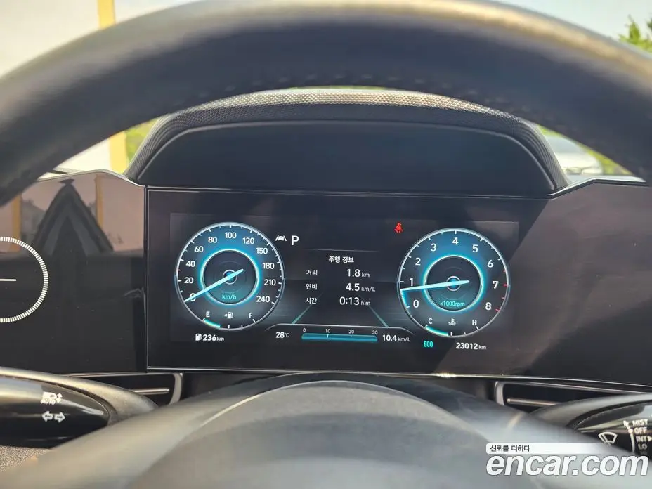 Hyundai Avante 2022 1.6 автомат (гидро), фото 5