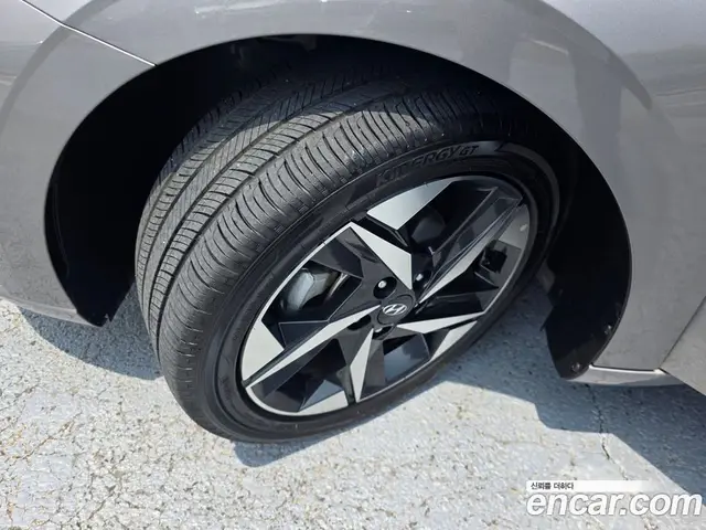 Hyundai Avante 2022 1.6 автомат (гидро), миниатюра 9