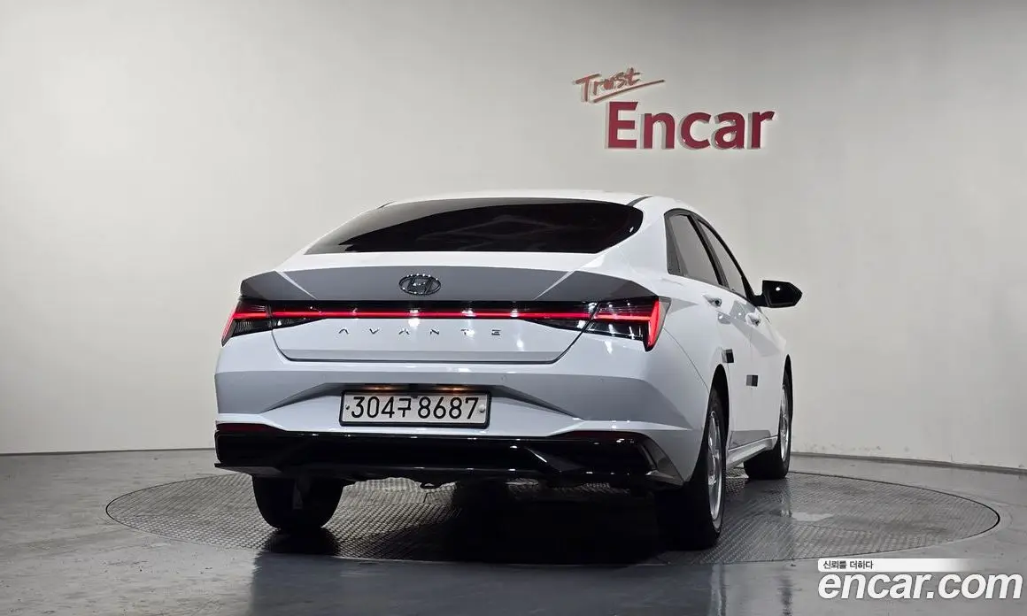 Hyundai Avante 2022 1.6 автомат (гидро), фото 4 Hyundai Avante 2022 1.6 автомат (гидро), фото 4