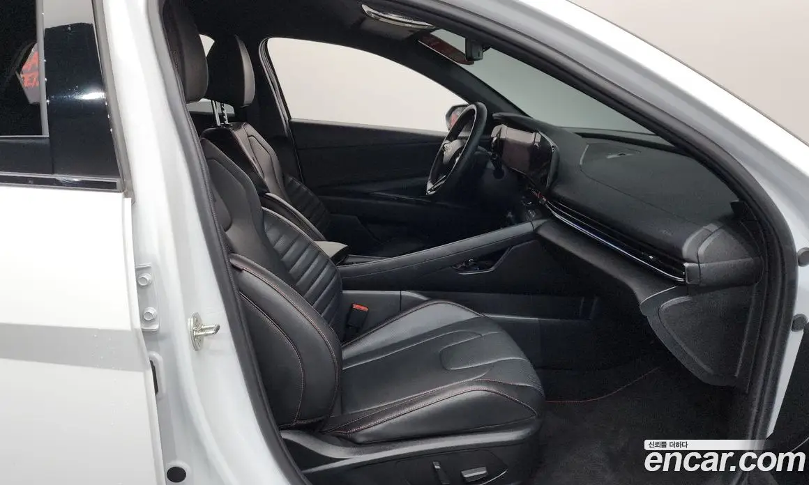 Hyundai Avante 2023 1.6 автомат (гидро), фото 16 Hyundai Avante 2023 1.6 автомат (гидро), фото 16