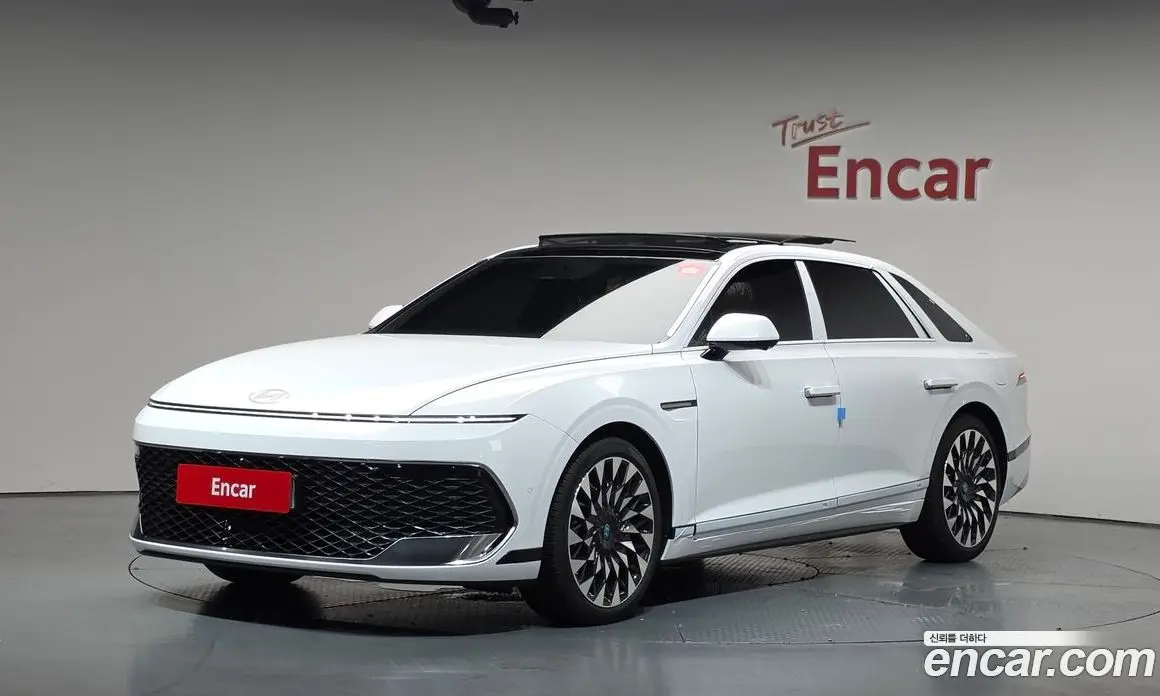Hyundai Grandeur 2026 2.5 автомат (гидро), фото 1 Hyundai Grandeur 2026 2.5 автомат (гидро), фото 1
