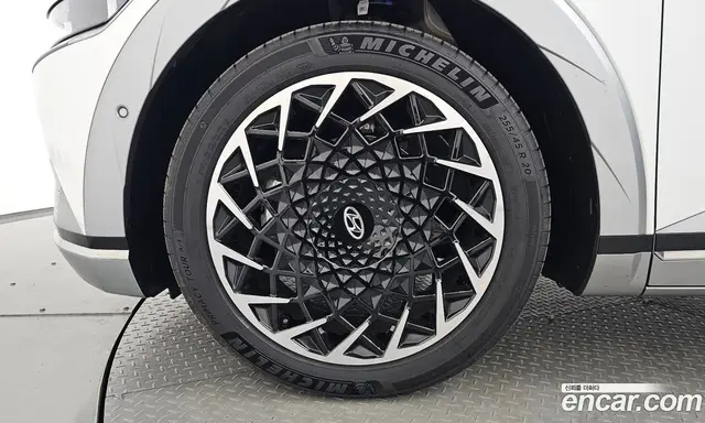 Hyundai Ioniq 5 2024 0.1 автомат (гидро), миниатюра 4
