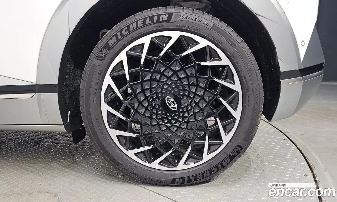 Hyundai Ioniq 5 2024 0.1 автомат (гидро), фото 6