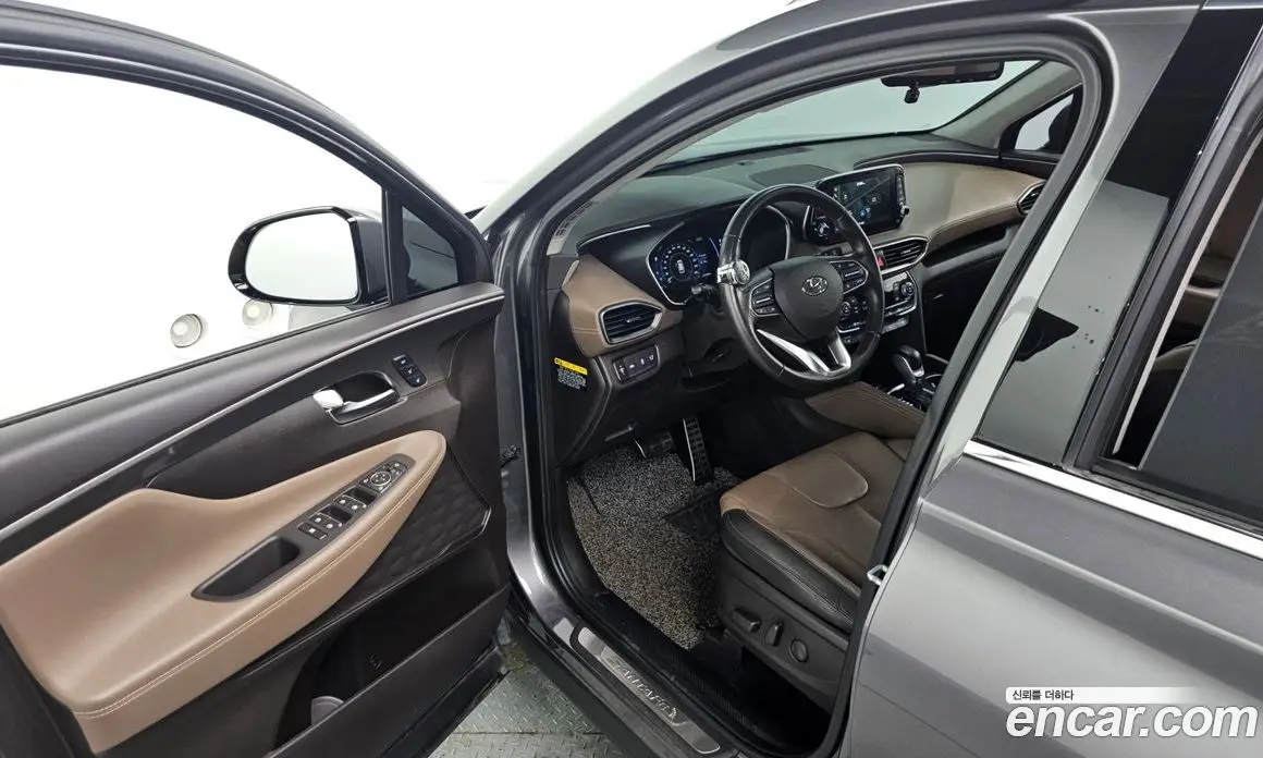 Hyundai Santa Fe 2019 2.0 автомат (гидро), фото 12 Hyundai Santa Fe 2019 2.0 автомат (гидро), фото 12
