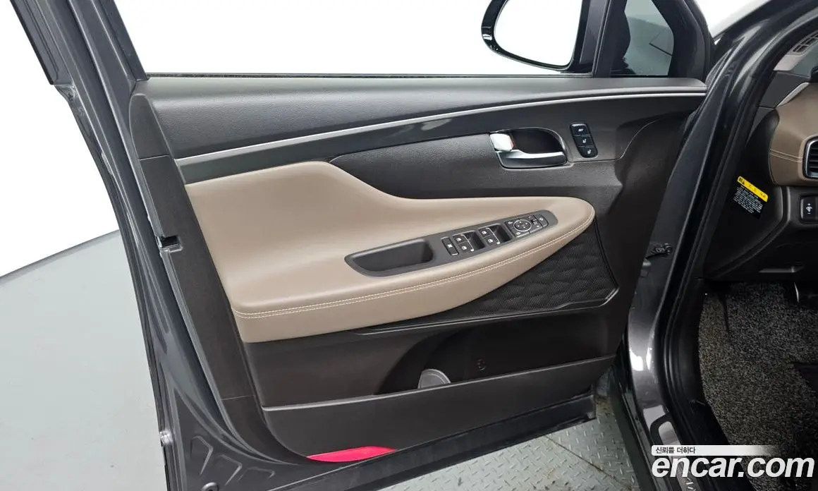 Hyundai Santa Fe 2019 2.0 автомат (гидро), фото 13 Hyundai Santa Fe 2019 2.0 автомат (гидро), фото 13