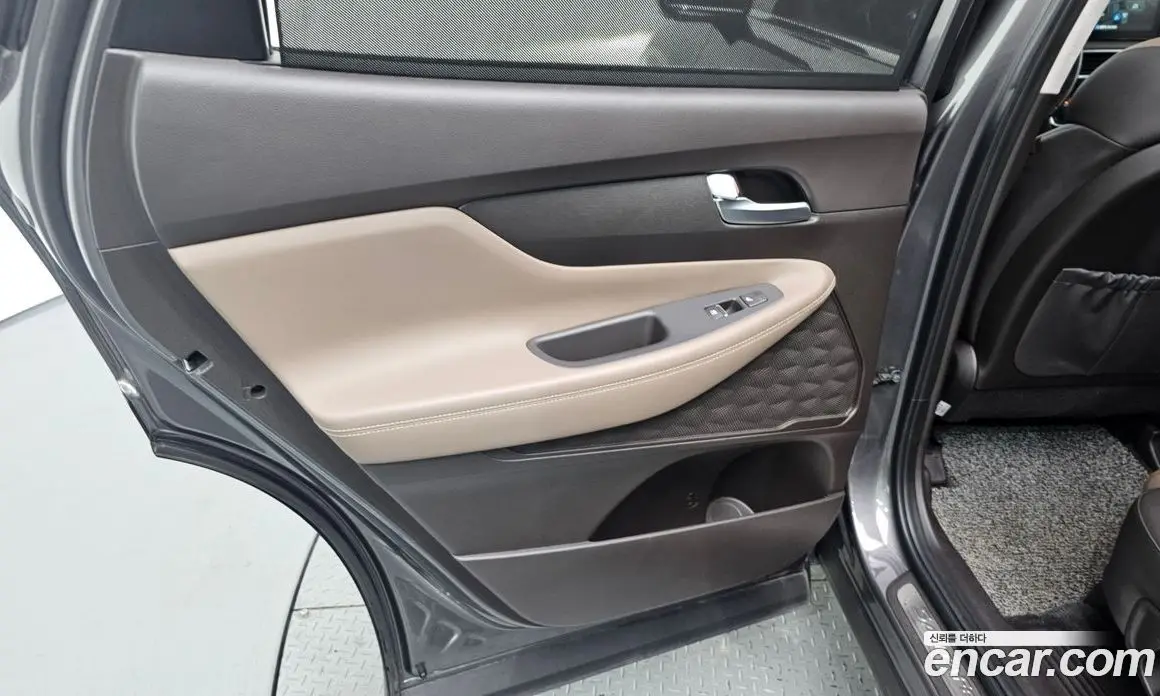 Hyundai Santa Fe 2019 2.0 автомат (гидро), фото 14 Hyundai Santa Fe 2019 2.0 автомат (гидро), фото 14