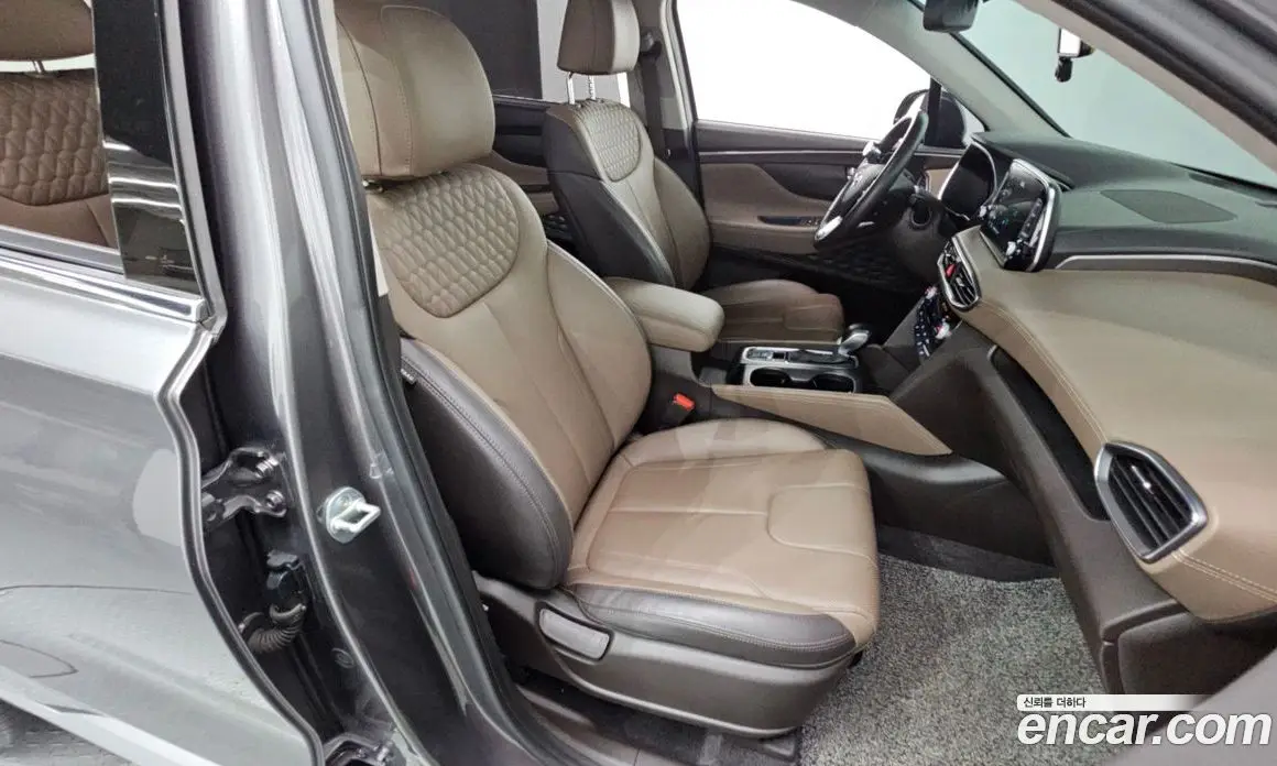 Hyundai Santa Fe 2019 2.0 автомат (гидро), фото 25 Hyundai Santa Fe 2019 2.0 автомат (гидро), фото 25