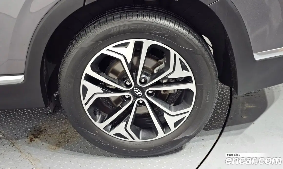 Hyundai Santa Fe 2019 2.0 автомат (гидро), фото 6 Hyundai Santa Fe 2019 2.0 автомат (гидро), фото 6
