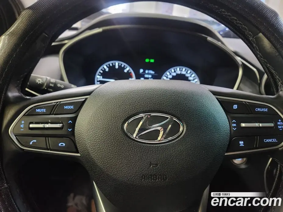 Hyundai Santa Fe 2020 2.2 автомат (гидро), фото 12 Hyundai Santa Fe 2020 2.2 автомат (гидро), фото 12