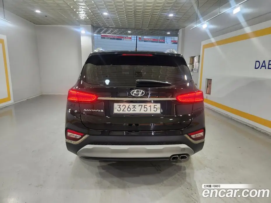 Hyundai Santa Fe 2020 2.2 автомат (гидро), фото 4 Hyundai Santa Fe 2020 2.2 автомат (гидро), фото 4