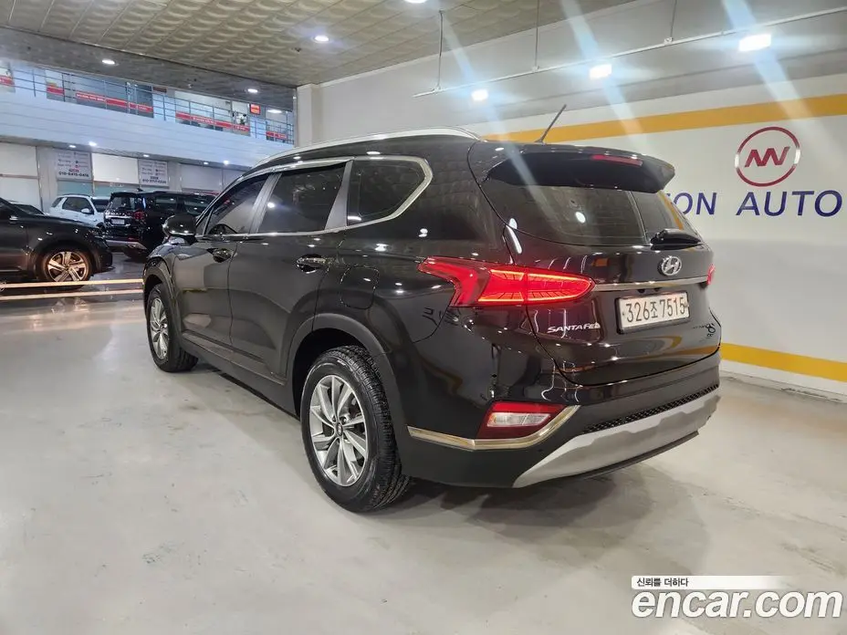 Hyundai Santa Fe 2020 2.2 автомат (гидро), фото 6 Hyundai Santa Fe 2020 2.2 автомат (гидро), фото 6