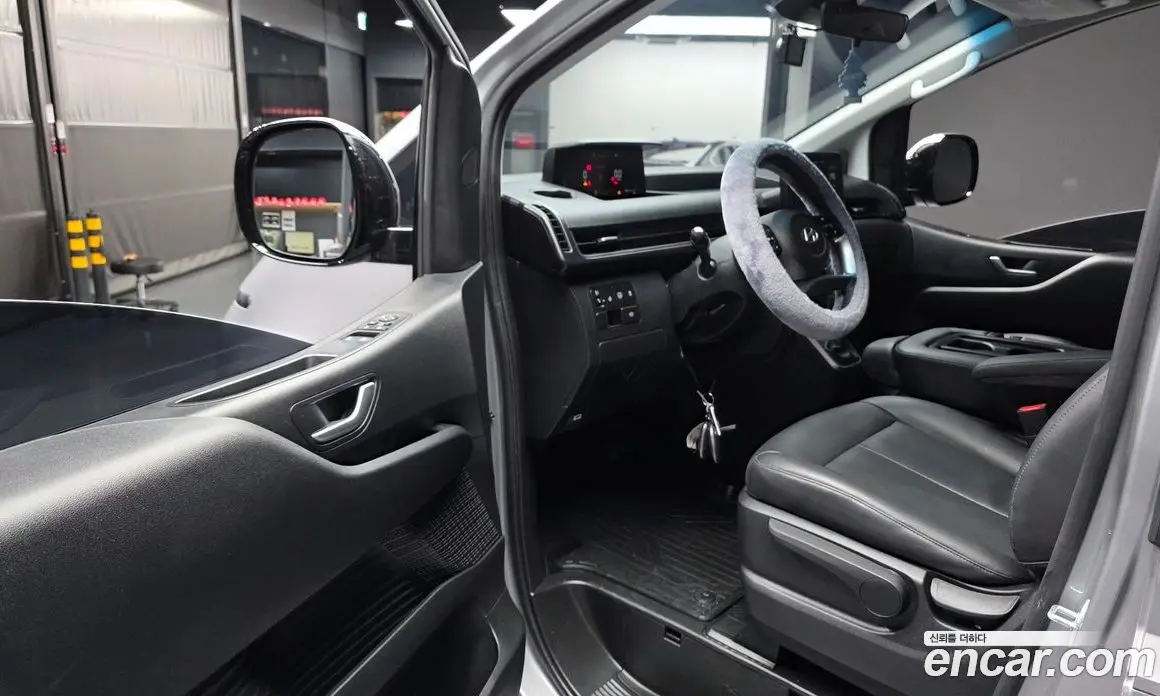 Hyundai Staria 2025 1.6 автомат (гидро), фото 13 Hyundai Staria 2025 1.6 автомат (гидро), фото 13