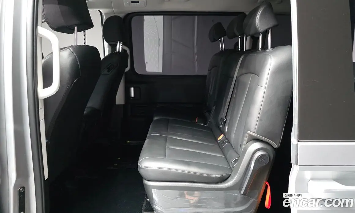 Hyundai Staria 2025 1.6 автомат (гидро), фото 18 Hyundai Staria 2025 1.6 автомат (гидро), фото 18