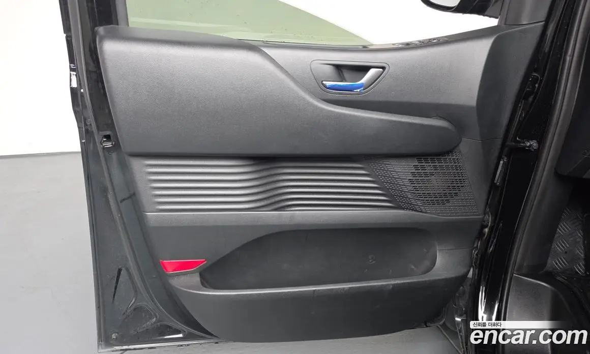 Hyundai Staria 2025 2.2 автомат (гидро), фото 14 Hyundai Staria 2025 2.2 автомат (гидро), фото 14