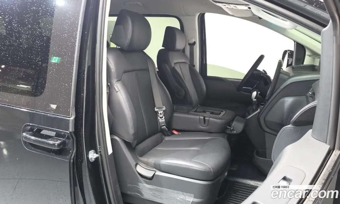 Hyundai Staria 2025 2.2 автомат (гидро), фото 16 Hyundai Staria 2025 2.2 автомат (гидро), фото 16