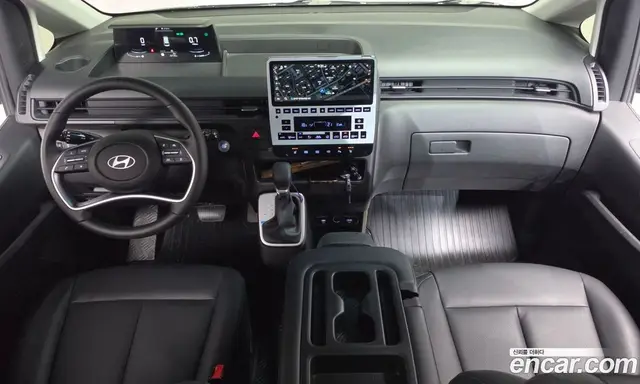 Hyundai Staria 2025 2.2 автомат (гидро), миниатюра 10 Hyundai Staria 2025 2.2 автомат (гидро), миниатюра 10