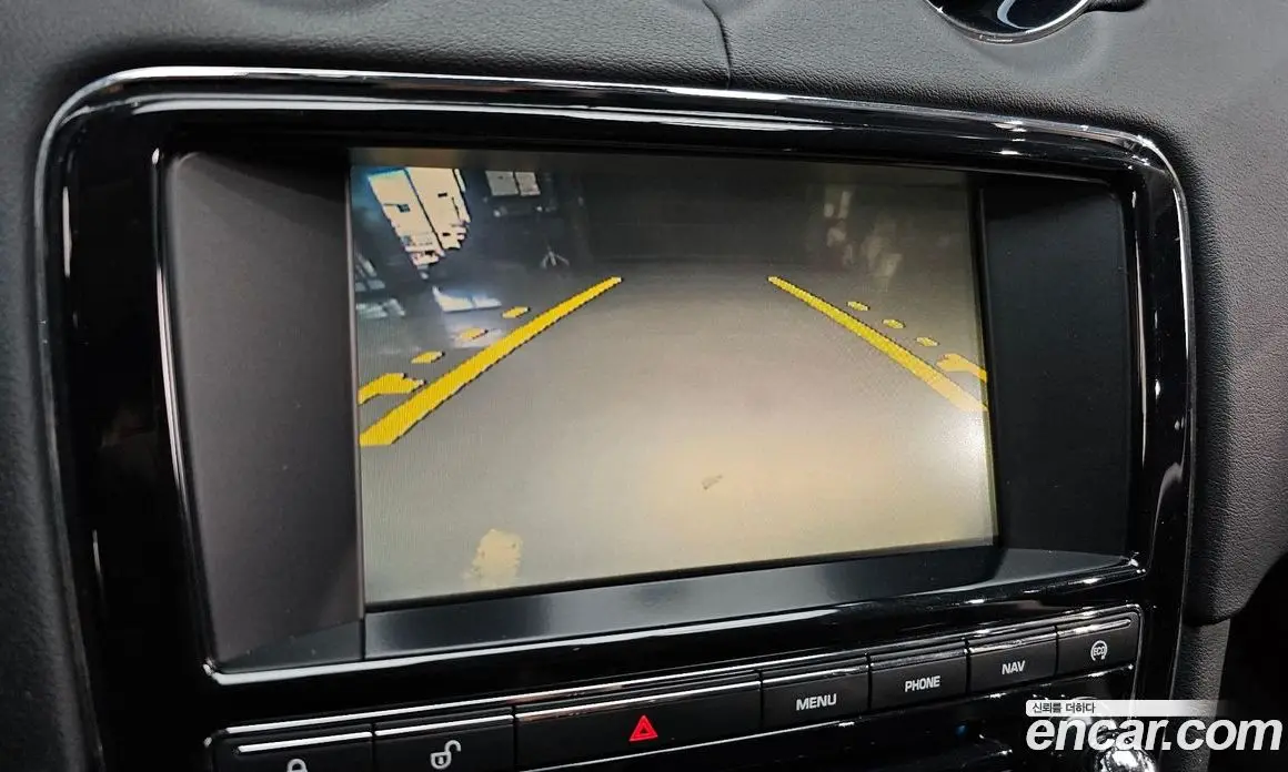 Jaguar XJ 2015 3.0 автомат (гидро), фото 15 Jaguar XJ 2015 3.0 автомат (гидро), фото 15