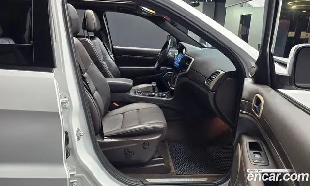 Jeep Cherokee 2015 3.0 автомат (гидро), миниатюра 11 Jeep Cherokee 2015 3.0 автомат (гидро), миниатюра 11