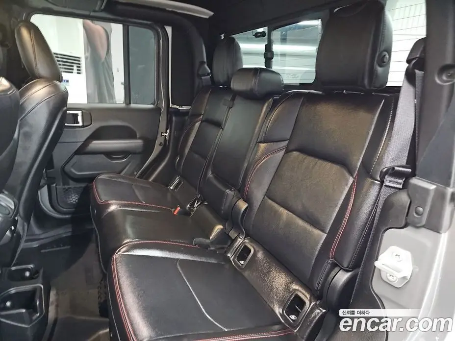 Jeep Gladiator 2023 3.6 автомат (гидро), фото 18 Jeep Gladiator 2023 3.6 автомат (гидро), фото 18