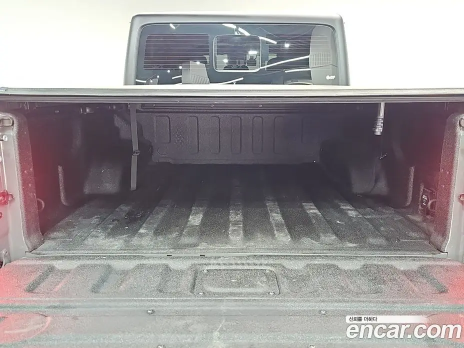 Jeep Gladiator 2023 3.6 автомат (гидро), фото 20 Jeep Gladiator 2023 3.6 автомат (гидро), фото 20