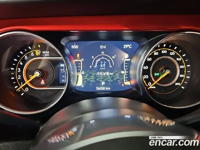 Jeep Gladiator 2023 3.6 автомат (гидро), миниатюра 8 Jeep Gladiator 2023 3.6 автомат (гидро), миниатюра 8