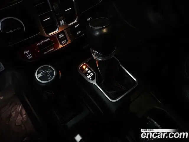 Jeep Gladiator 2023 3.6 автомат (гидро), миниатюра 9 Jeep Gladiator 2023 3.6 автомат (гидро), миниатюра 9