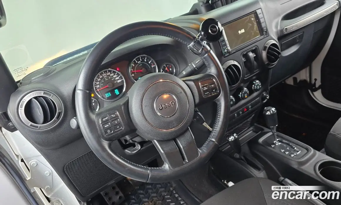 Jeep Wrangler 2017 3.6 автомат (гидро), фото 13 Jeep Wrangler 2017 3.6 автомат (гидро), фото 13