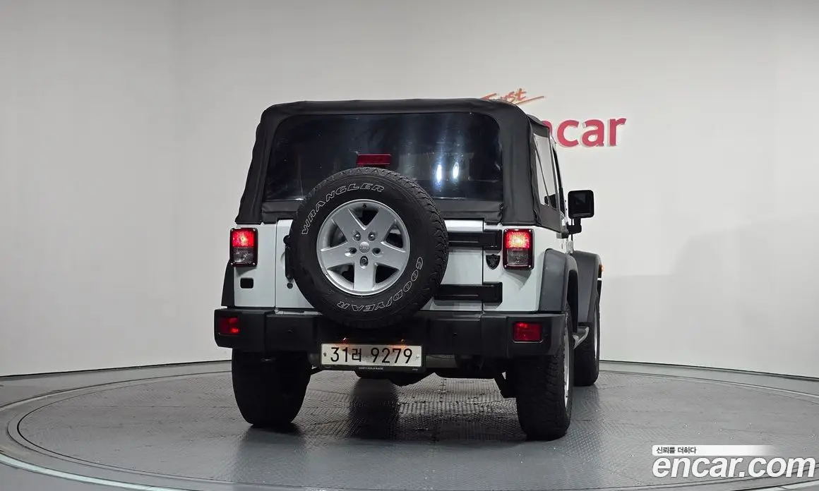 Jeep Wrangler 2017 3.6 автомат (гидро), фото 4 Jeep Wrangler 2017 3.6 автомат (гидро), фото 4