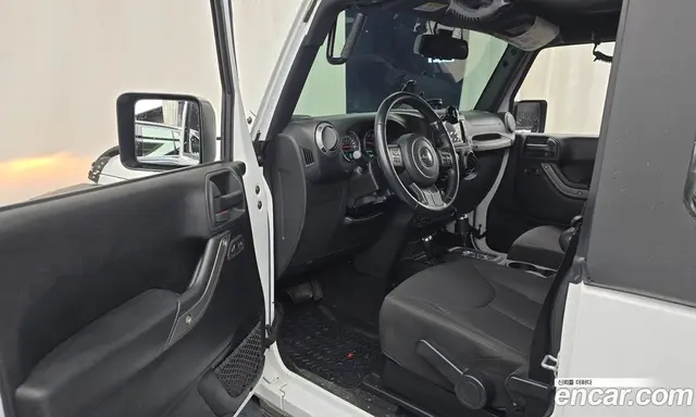 Jeep Wrangler 2017 3.6 автомат (гидро), миниатюра 10 Jeep Wrangler 2017 3.6 автомат (гидро), миниатюра 10