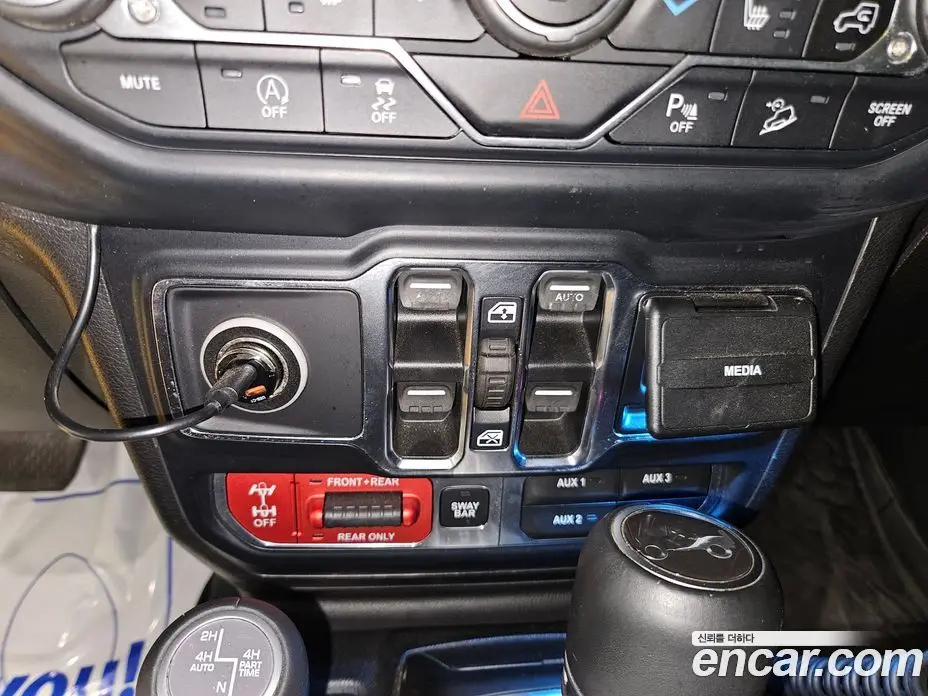Jeep Wrangler 2019 2.0 автомат (гидро), фото 13 Jeep Wrangler 2019 2.0 автомат (гидро), фото 13