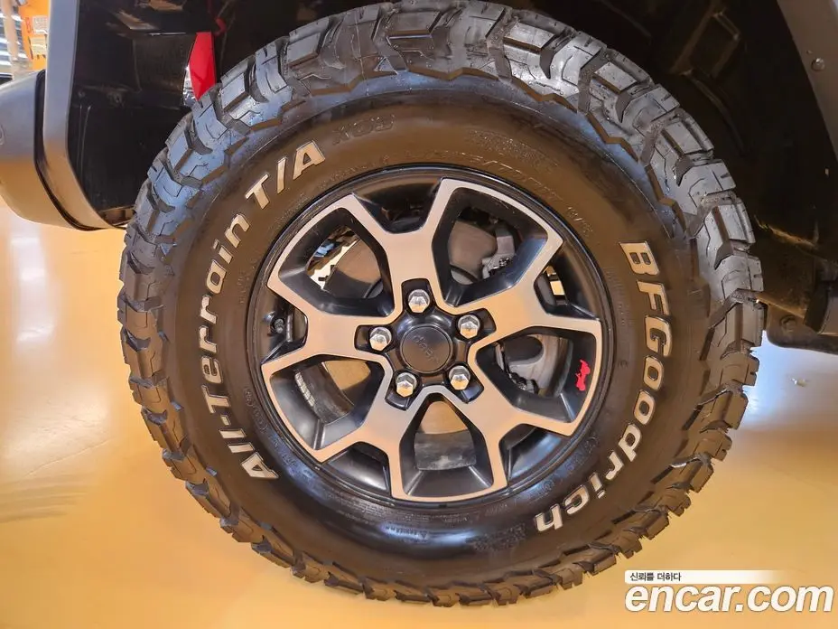 Jeep Wrangler 2019 2.0 автомат (гидро), фото 17 Jeep Wrangler 2019 2.0 автомат (гидро), фото 17