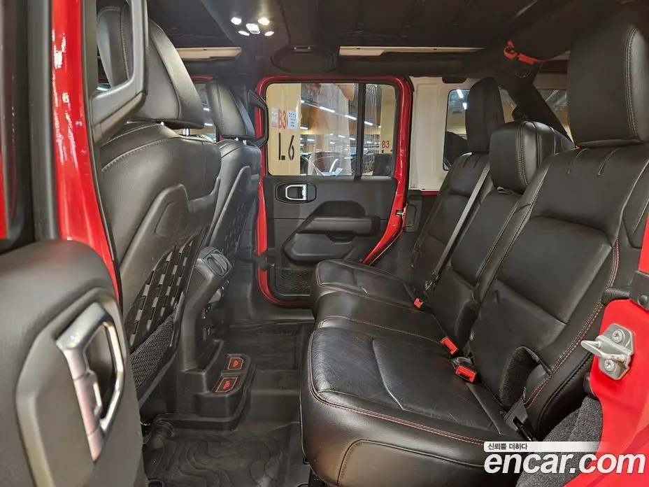 Jeep Wrangler 2019 2.0 автомат (гидро), фото 20 Jeep Wrangler 2019 2.0 автомат (гидро), фото 20