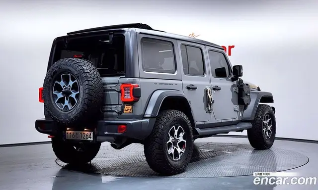 Jeep Wrangler 2023 2.0 автомат (гидро), миниатюра 2 Jeep Wrangler 2023 2.0 автомат (гидро), миниатюра 2