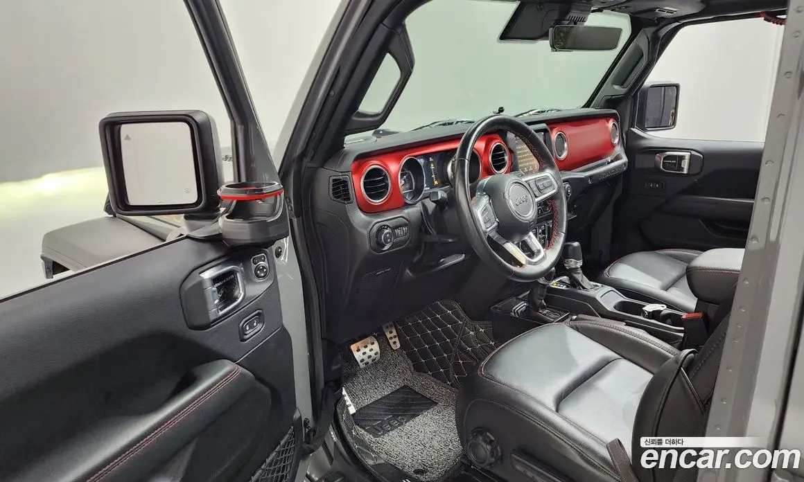 Jeep Wrangler 2023 2.0 автомат (гидро), фото 13 Jeep Wrangler 2023 2.0 автомат (гидро), фото 13