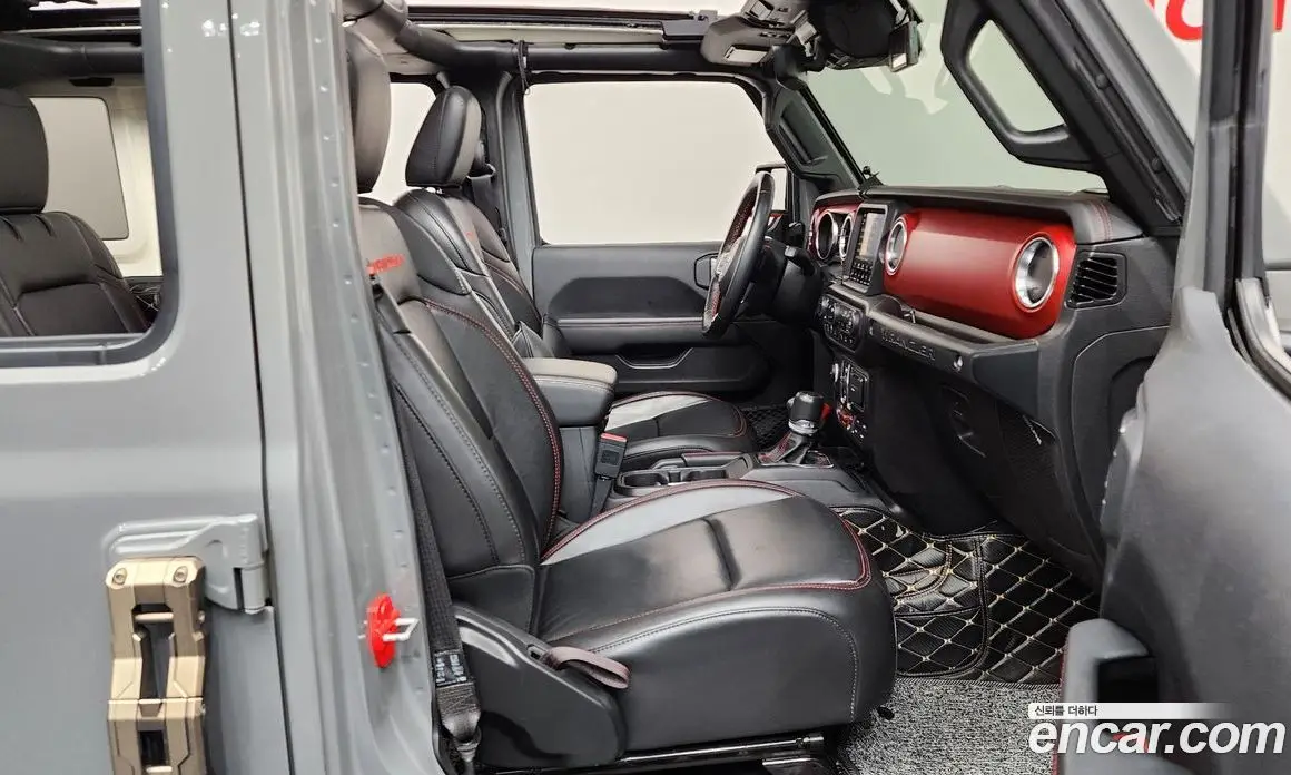 Jeep Wrangler 2023 2.0 автомат (гидро), фото 16 Jeep Wrangler 2023 2.0 автомат (гидро), фото 16