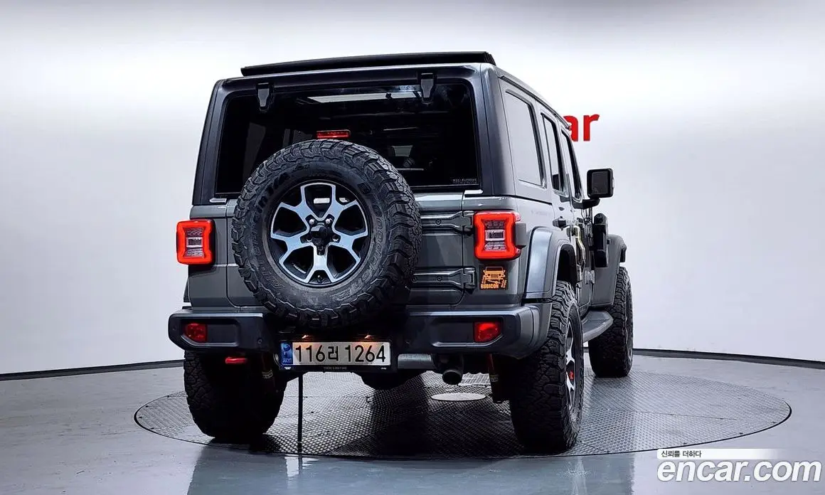 Jeep Wrangler 2023 2.0 автомат (гидро), фото 4 Jeep Wrangler 2023 2.0 автомат (гидро), фото 4