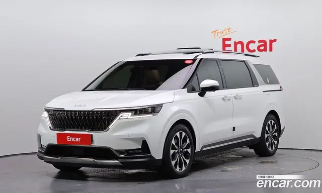 Kia Carnival 2023 2.2 автомат (гидро), миниатюра 1 Kia Carnival 2023 2.2 автомат (гидро), миниатюра 1