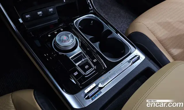 Kia Carnival 2023 2.2 автомат (гидро), миниатюра 12