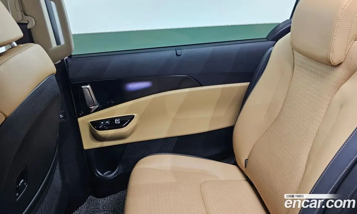 Kia Carnival 2023 2.2 автомат (гидро), фото 15 Kia Carnival 2023 2.2 автомат (гидро), фото 15