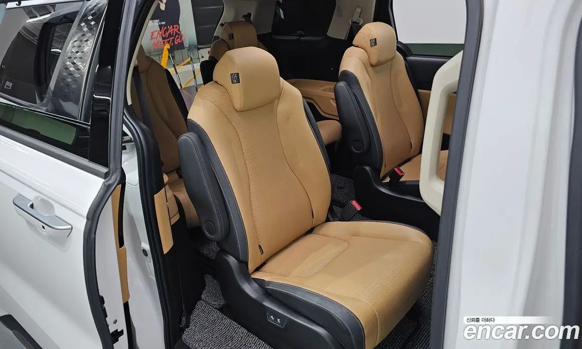 Kia Carnival 2023 2.2 автомат (гидро), фото 16 Kia Carnival 2023 2.2 автомат (гидро), фото 16