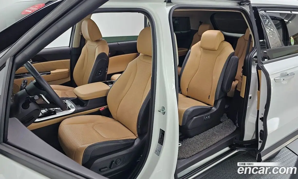 Kia Carnival 2023 2.2 автомат (гидро), фото 17 Kia Carnival 2023 2.2 автомат (гидро), фото 17