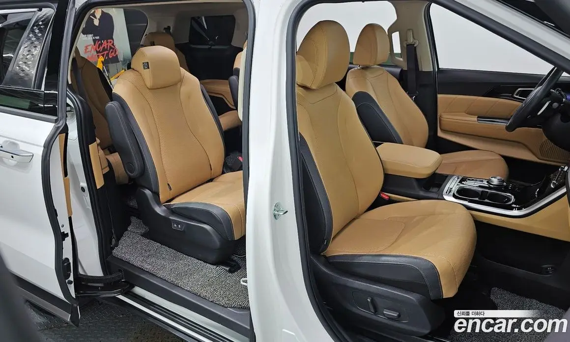 Kia Carnival 2023 2.2 автомат (гидро), фото 18 Kia Carnival 2023 2.2 автомат (гидро), фото 18