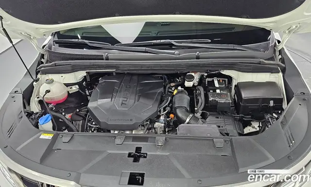 Kia Carnival 2023 2.2 автомат (гидро), миниатюра 6 Kia Carnival 2023 2.2 автомат (гидро), миниатюра 6